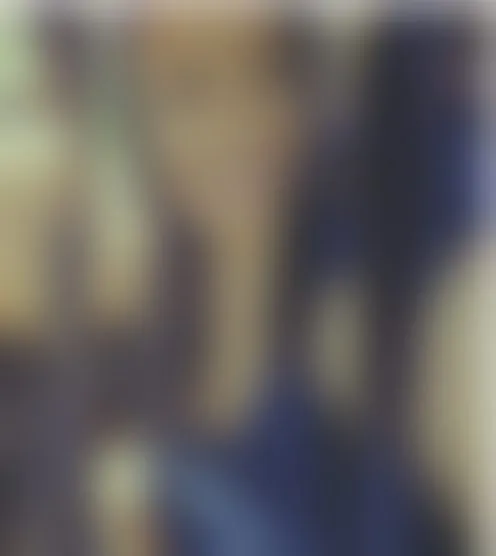 R****8