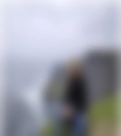 B********0
