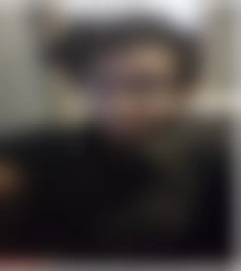 M****0
