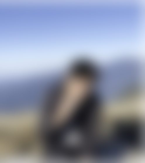 y**********4
