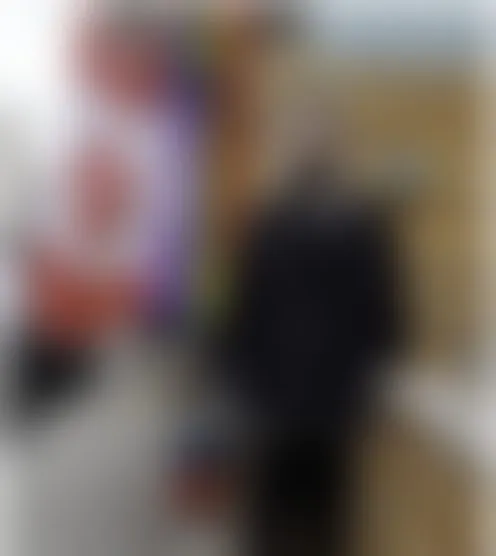 j******i