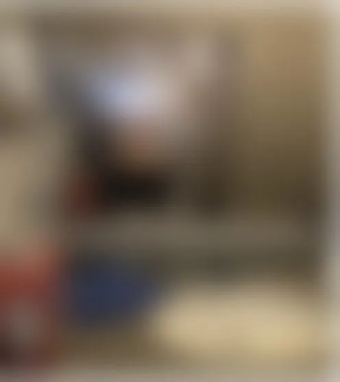 L****y