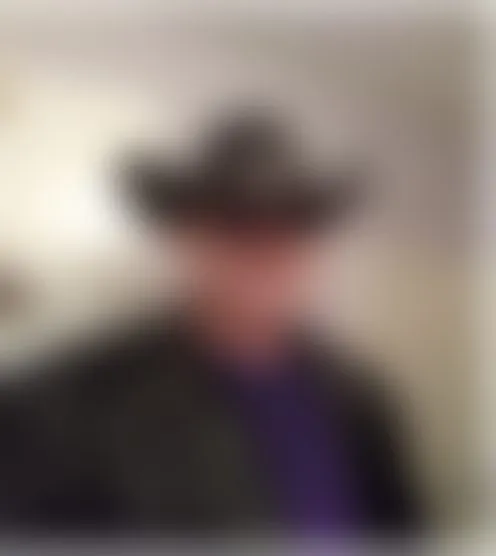 T******4