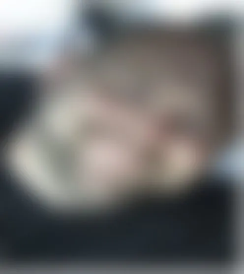 R*****8