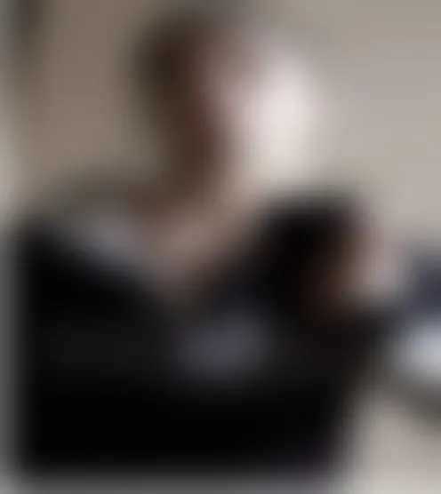 M******i
