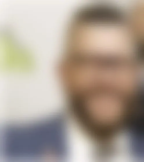 M********0