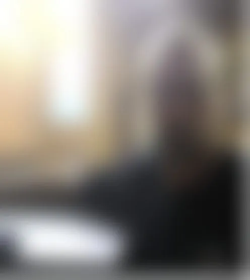 M**********w
