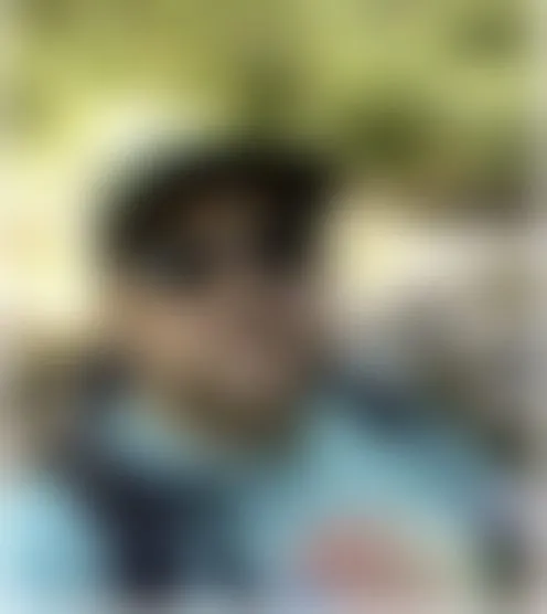 r********3