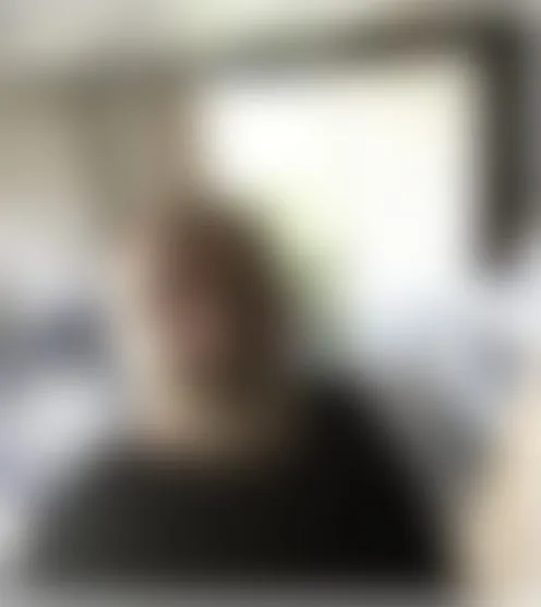 D**e