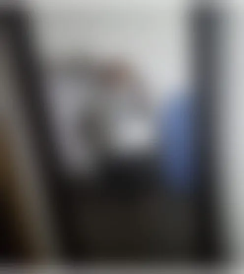 b********3