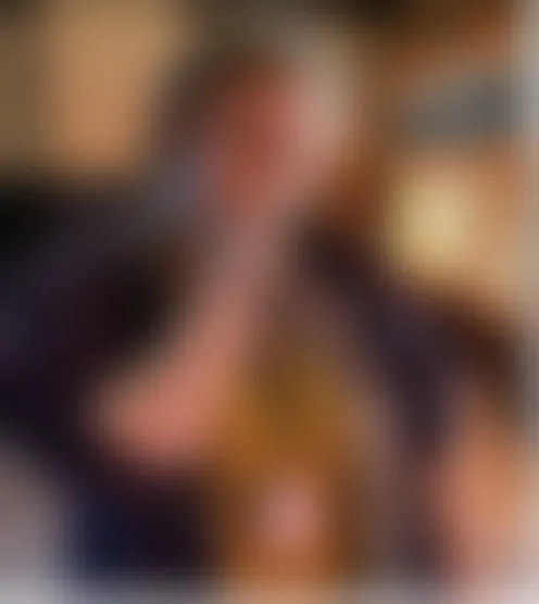 R****a