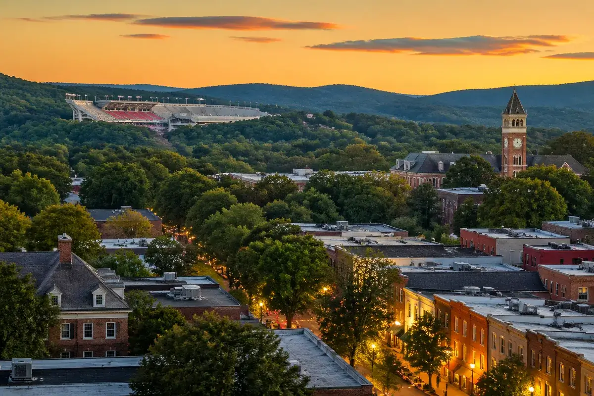 Fayetteville-02-cityscape in Fayetteville, North Carolina