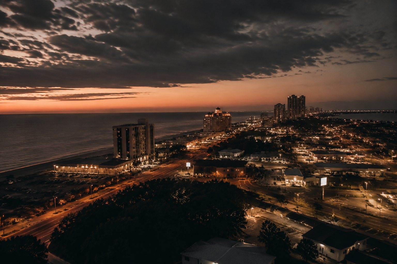 Gulf Shores, Alabama Night Scene — 3Cupid Cuckold Dating in Gulf Shores, Alabama