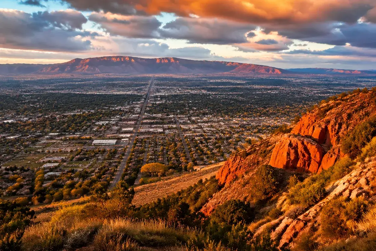 Midvale-02-cityscape in Midvale, Utah