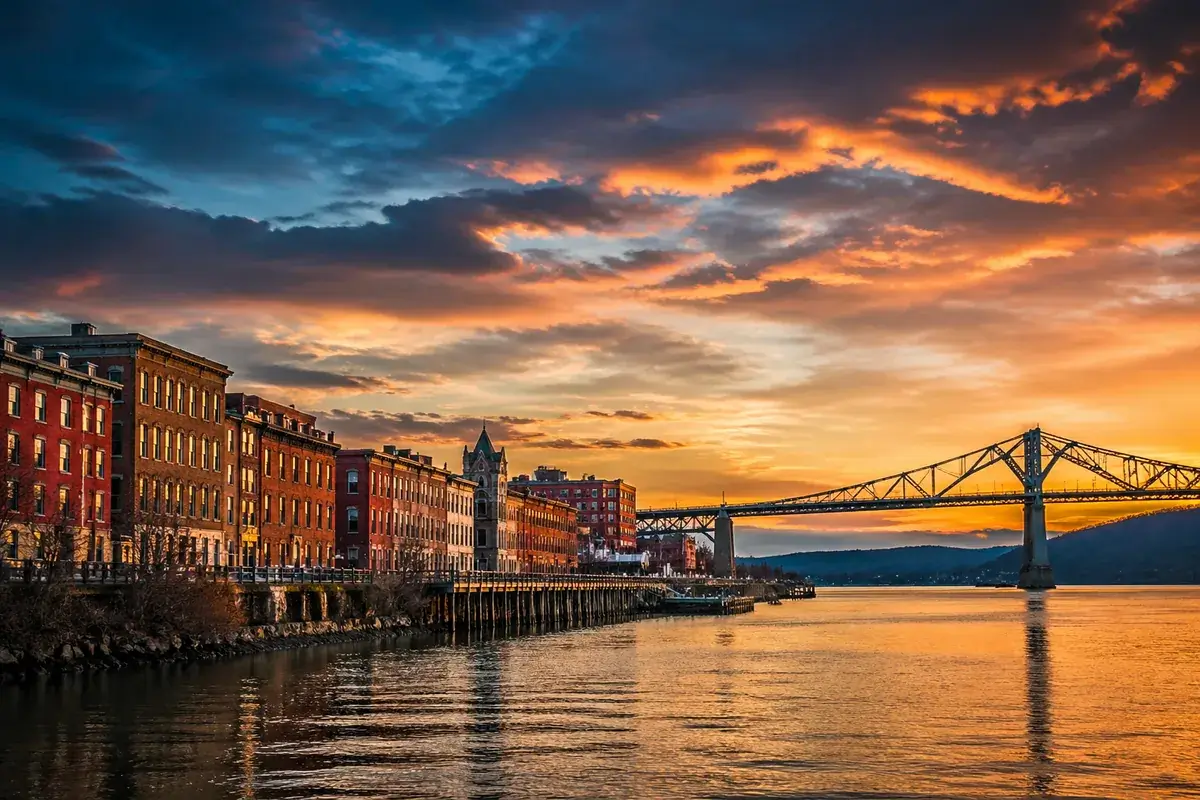Newburgh-02-cityscape in Newburgh, New York