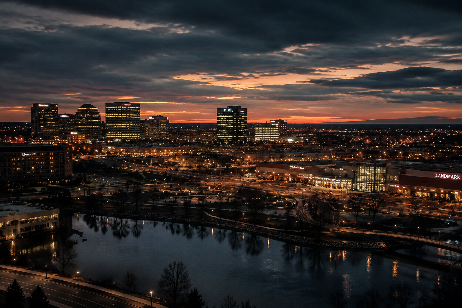Overland Park, Kansas Night Scene — 3Cupid Cuckold Dating in Overland Park, Kansas