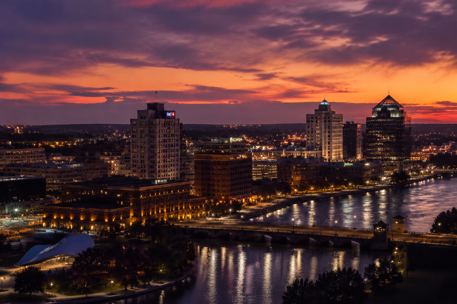 Rockford, Illinois Night Scene — 3Cupid Cuckold Dating in Rockford, Illinois